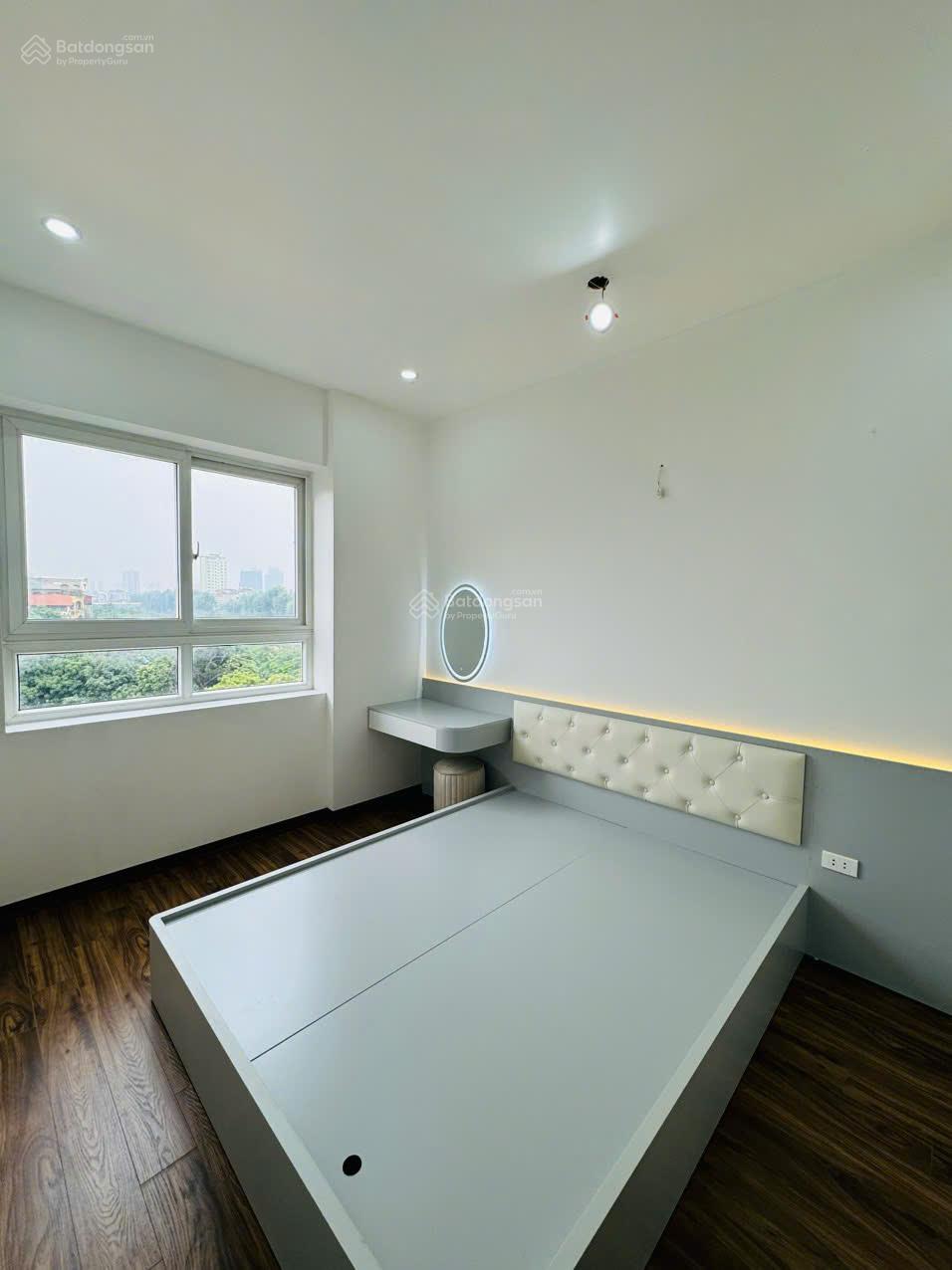 Chính chủ bán căn hộ 2PN Yên Hòa Condominium 80m2 tầng trung hướng mát giá 5,28 tỷ Chính chủ bán căn hộ 2PN Yên Hòa Condominium 80m2 tầng trung hướng mát giá 5,28 tỷ