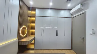 Tôi cần bán nhanh căn hộ 131m tòa N09B khu đô thị mới Dịch Vọng - Thành Thái - Cầu Giấy - 096106898