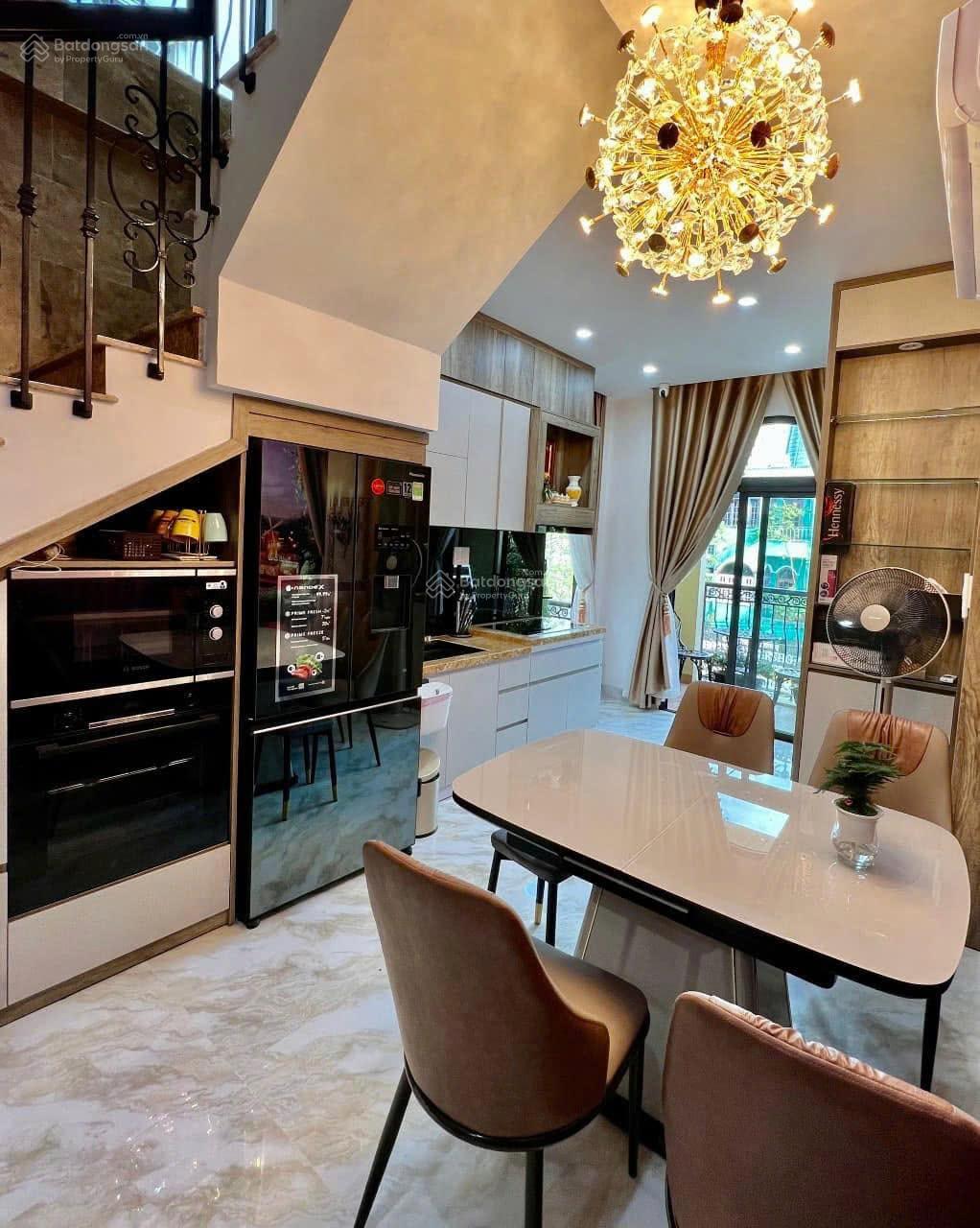 Nhà mặt tiền 4 tầng đường Đống Đa, hải châu khu vực vip ở và kinh doanh thương mại sầm uất Nhà mặt tiền 4 tầng đường Đống Đa, hải châu khu vực vip ở và kinh doanh thương mại sầm uất