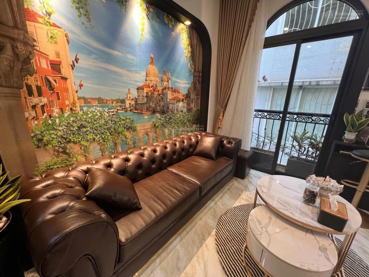Nhà mặt tiền 4 tầng đường Đống Đa, hải châu khu vực vip ở và kinh doanh thương mại sầm uất