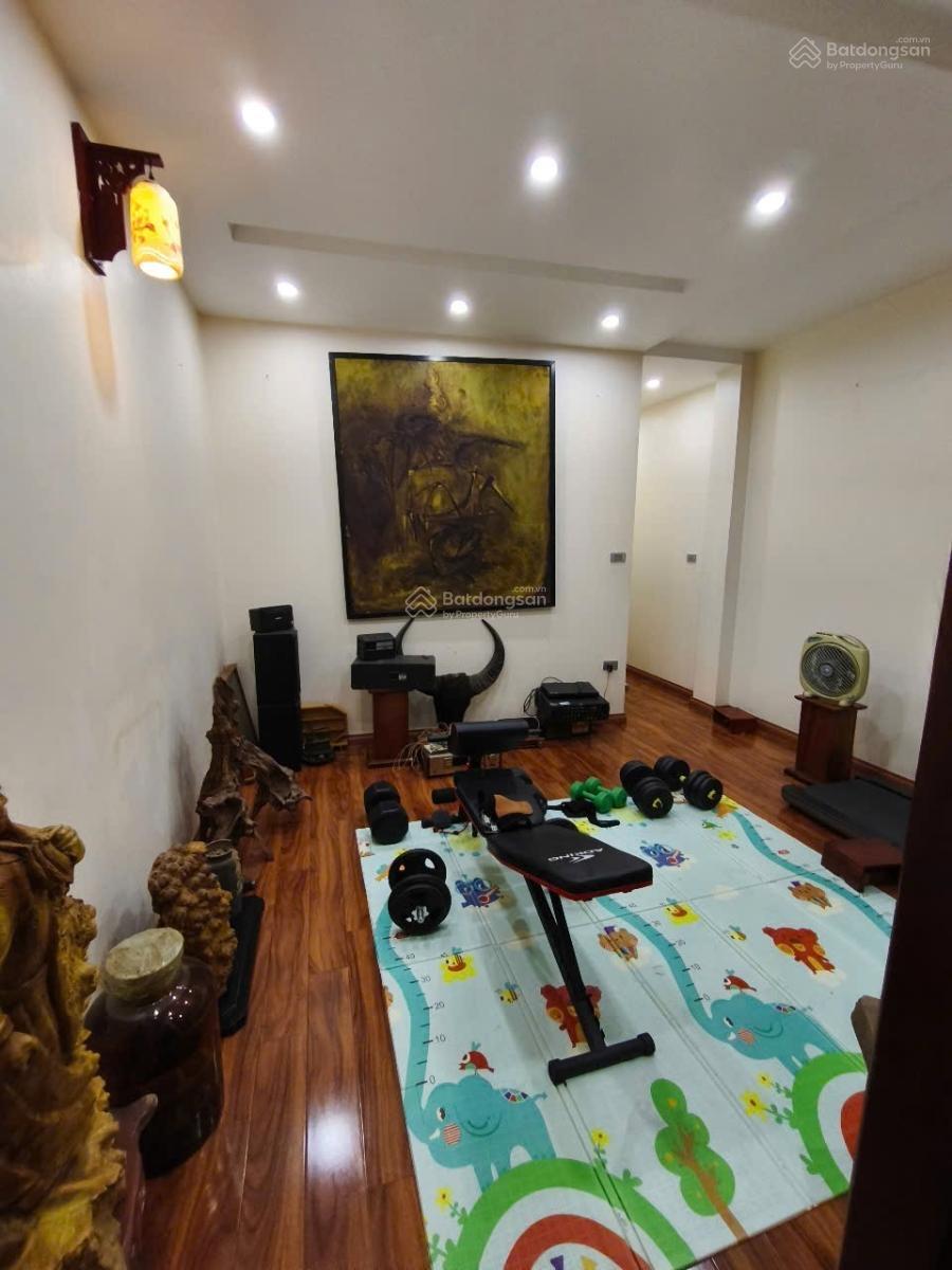 Bán gấp nhà Nguyễn Văn Cừ - Gia Thuỵ 45m 6 tầng, gara, ô tô tránh 16,5 tỷ