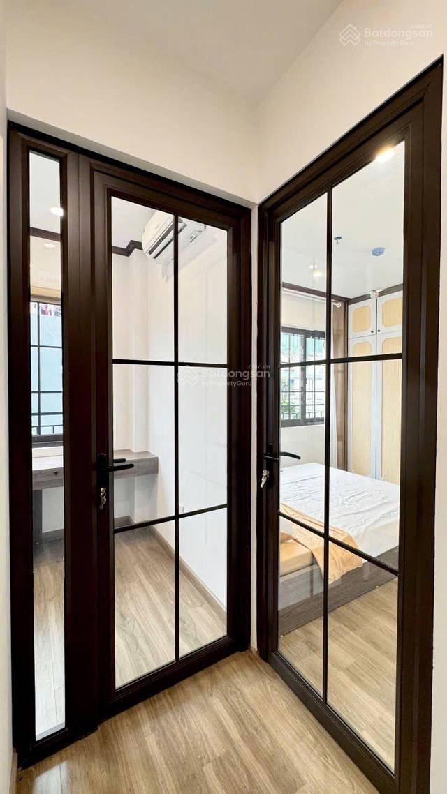 Khẩn cấp bán nhà mặt phố Huế 87m2 - phố đẹp nhất Hai Bà Trưng - rẻ như cho - 50 tỷ