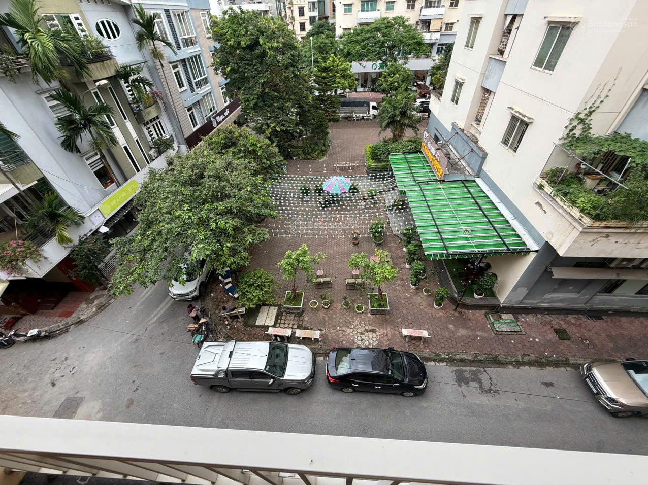 Cho thuê nhà Yên Hòa, DT 70m2, 4 tầng, MT 6m, nhà đẹp, vào luôn, 40tr/tháng