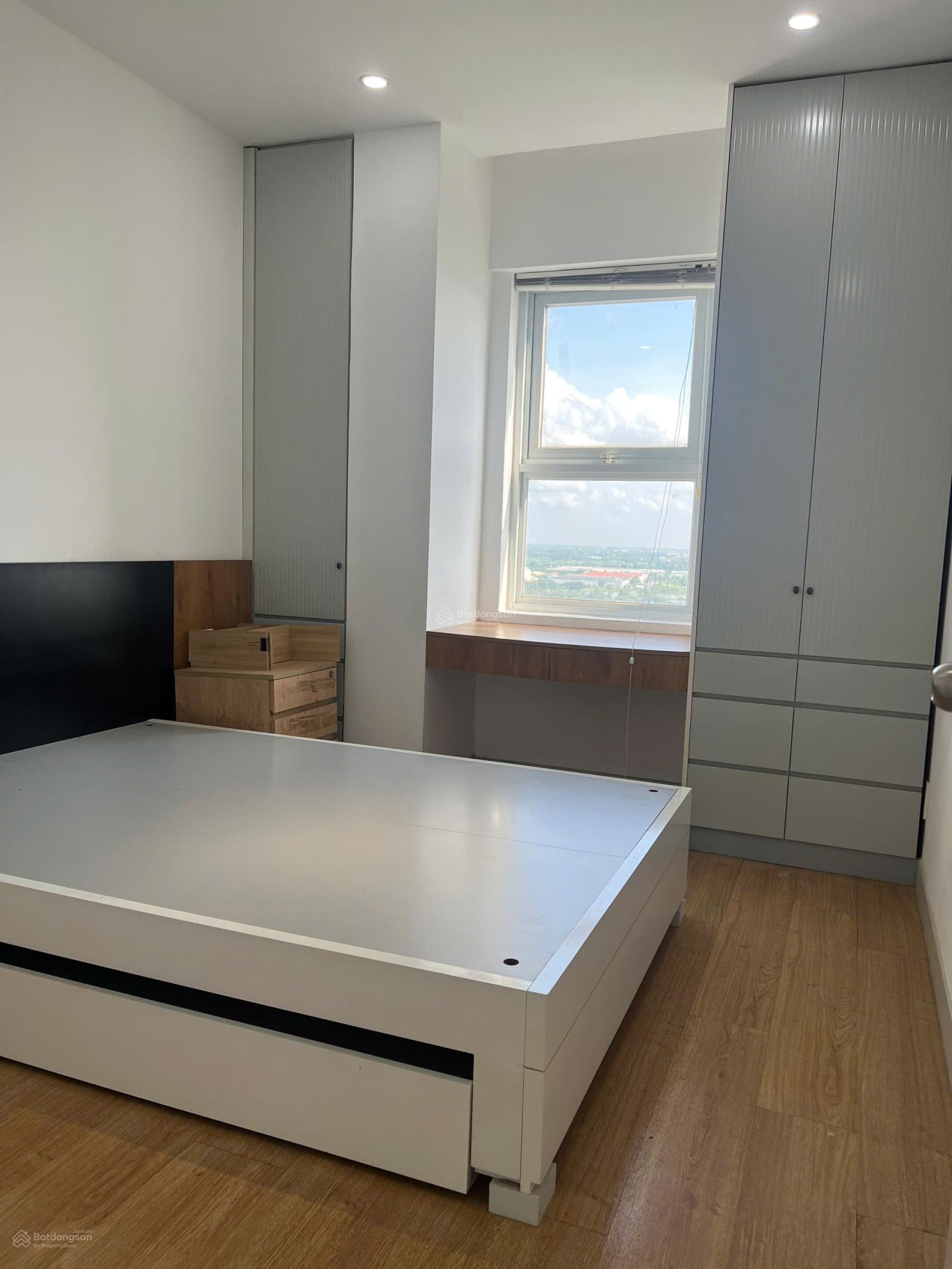 Cho thuê căn Penthouse Conic Riverside Q8, 3PN giá tốt, nhà đẹp