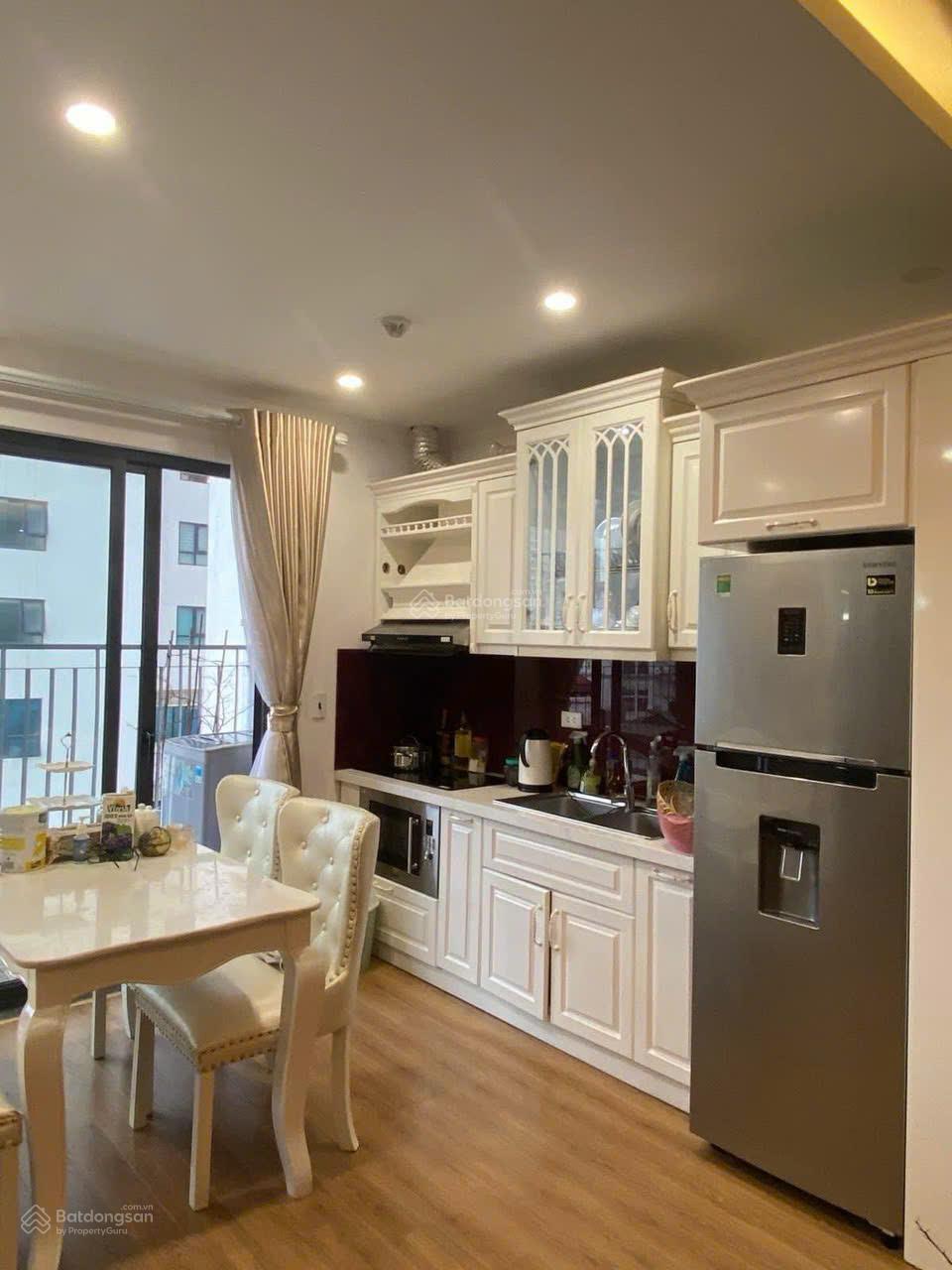 Em được anh chị nhờ gửi bán căn hộ Central Field Trung Kính, 6,5 tỷ, 70m2, giá tốt LH: 0353 015 *** Em được anh chị nhờ gửi bán căn hộ Central Field Trung Kính, 6,5 tỷ, 70m2, giá tốt LH: 0353 015 ***