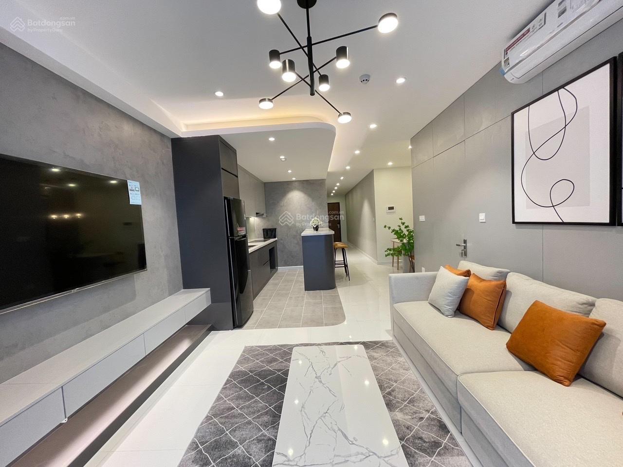 Siêu phẩm công viên Cầu Giấy 4N Star Tower, Dương Đình Nghệ. Giá 13,5 tỷ, DT 160m2: LH 0978 965 ***