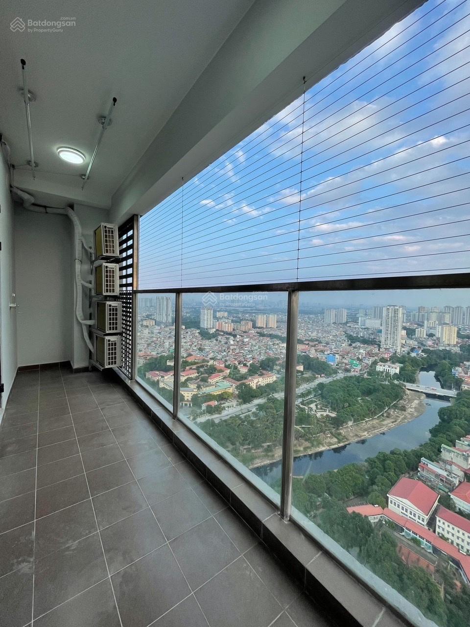 Siêu phẩm công viên Cầu Giấy 4N Star Tower, Dương Đình Nghệ. Giá 13,5 tỷ, DT 160m2: LH 0978 965 ***