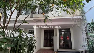 Chính chủ gửi bán gấp căn liền kề Vinhomes Thăng Long DT 127m2, giá tốt nhất thị trường
