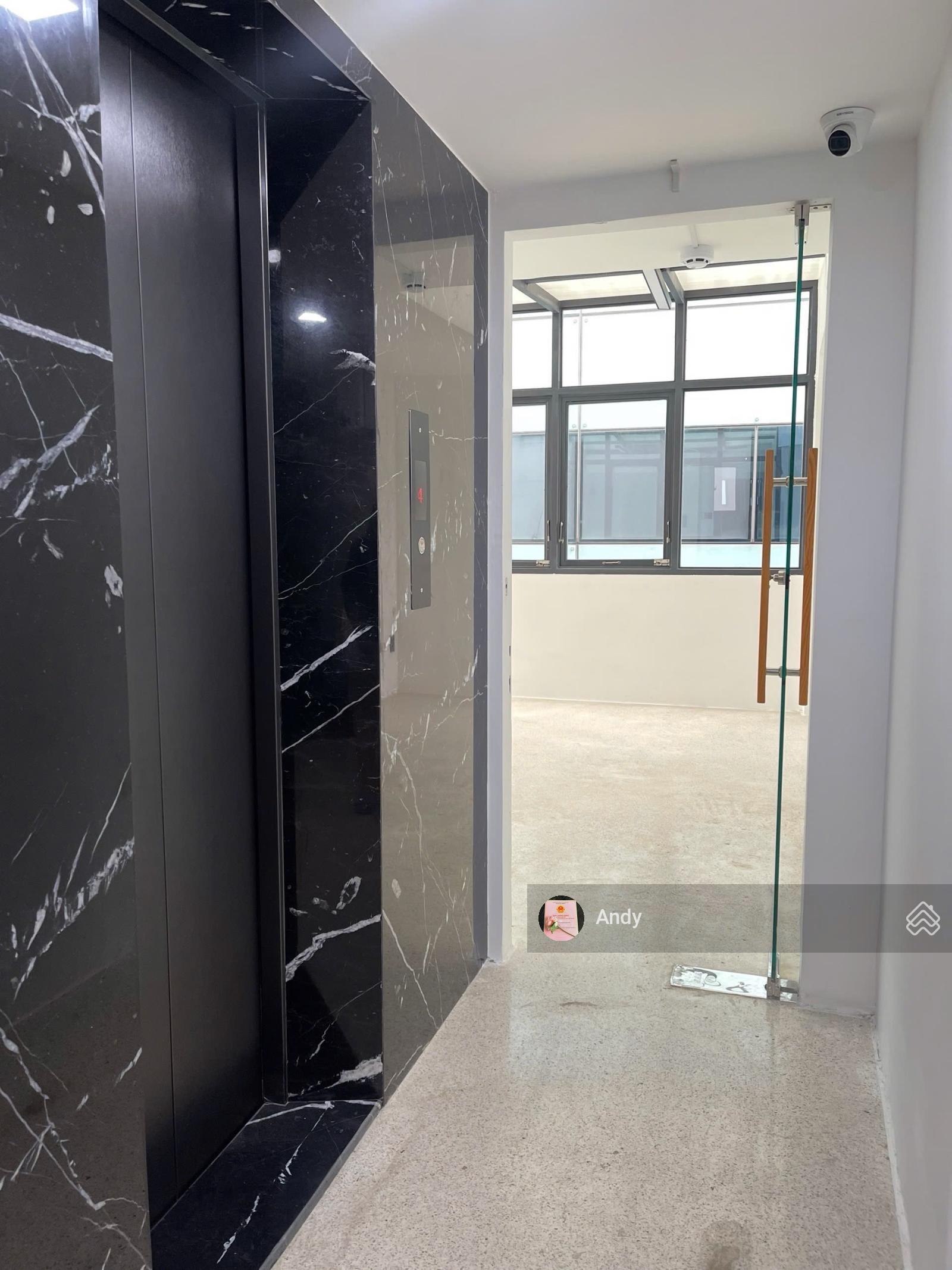 Hẻm ô tô kinh doanh phố Nhật: Nhà 6 tầng, mới đẹp, thang máy, PCCC, phù hợp kinh doanh đa ngành
