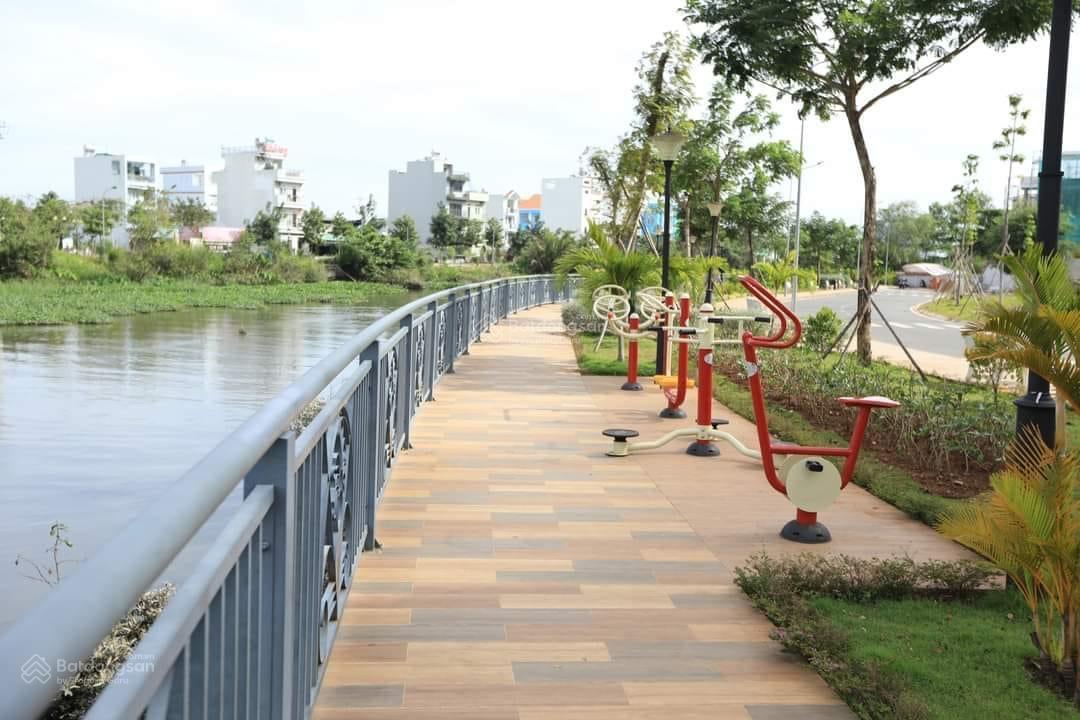 Bán căn hộ 2PN, 2WC, giá tốt tại Homyland Riverside, 4,150 tỷ, 86m2, Q2, HCM