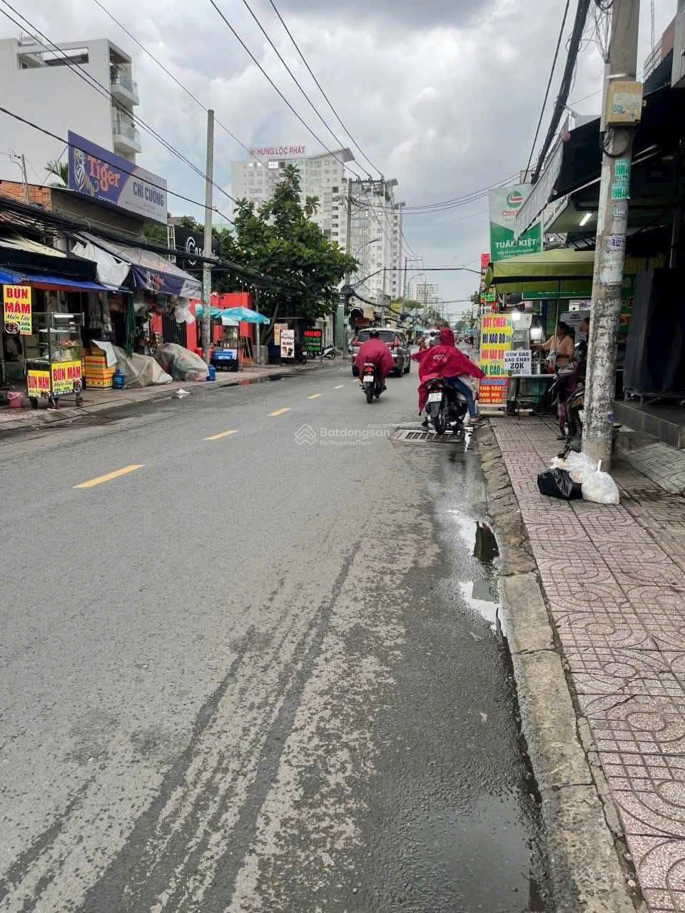 Chính chủ cần bán nhà mặt tiền Lê Văn Lương xã Nhà Bè. Giá nhỉnh 15tỷ, đang có HĐ thuê 22tr/tháng