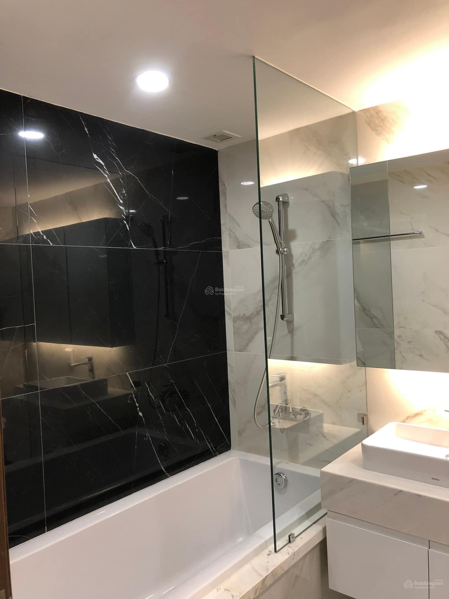 Bán căn hộ Satra Eximland, 83m2, 2pn, tầng trung, giá 5,8 tỷ. LL: 0933 722 *** Kiểm