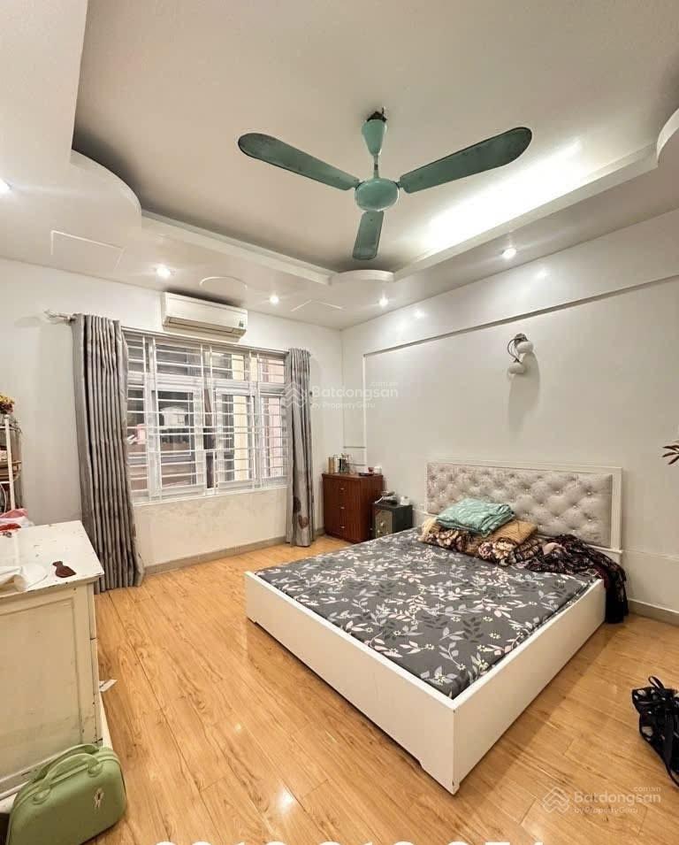 Cần tiền bán gấp nhà Quang Tiến, Đại Mỗ, DT 45m2 x 4 tầng, ngõ ô tô VF5, view biệt thự Vin hơn 7 tỷ