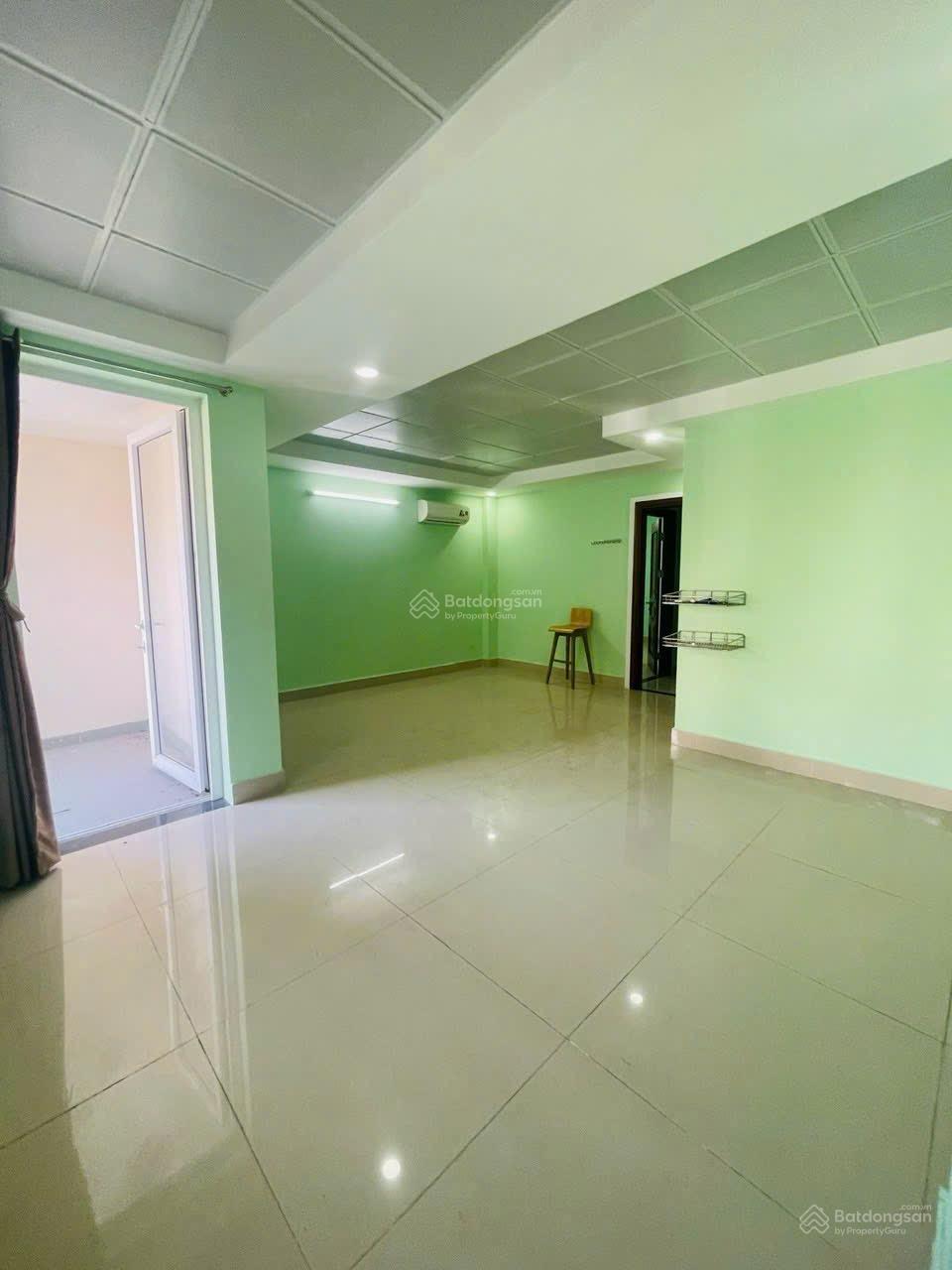 Bán nhà phố Hưng Gia Hưng Phước có thang máy giá tốt nhất không có căn thứ 2