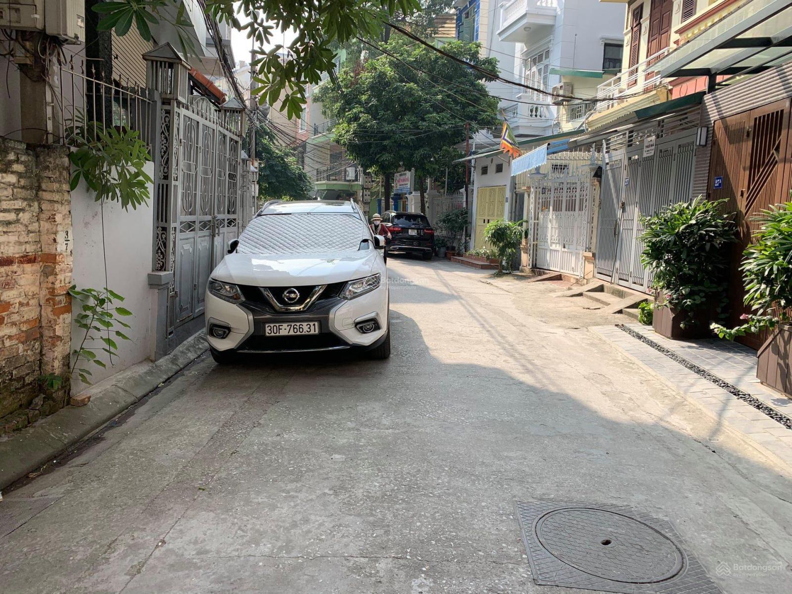 Bán nhà phân lô quận Ba Đình DT 120m2*5 tầng, ngõ rộng 10m, có bảo vệ 24/7