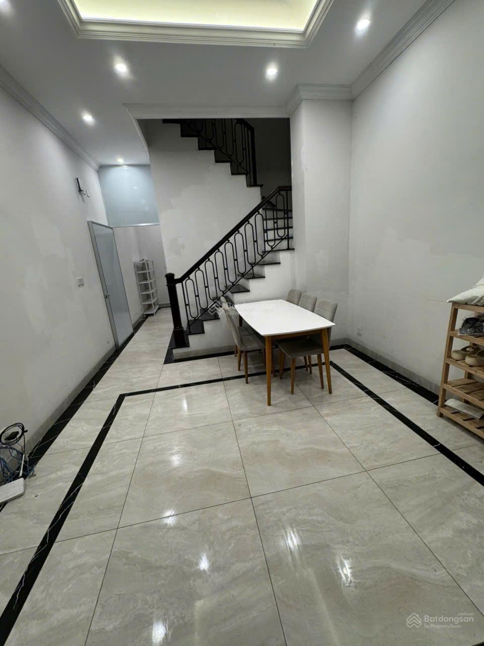LIỀN KỀ 48M HOÀN THIỆN 5 TẦNG NGAY SÁT CHUNG CƯ VÀ BIỂN HỒ VINHOMES OCEAN PARK 2 - 8 TỶ