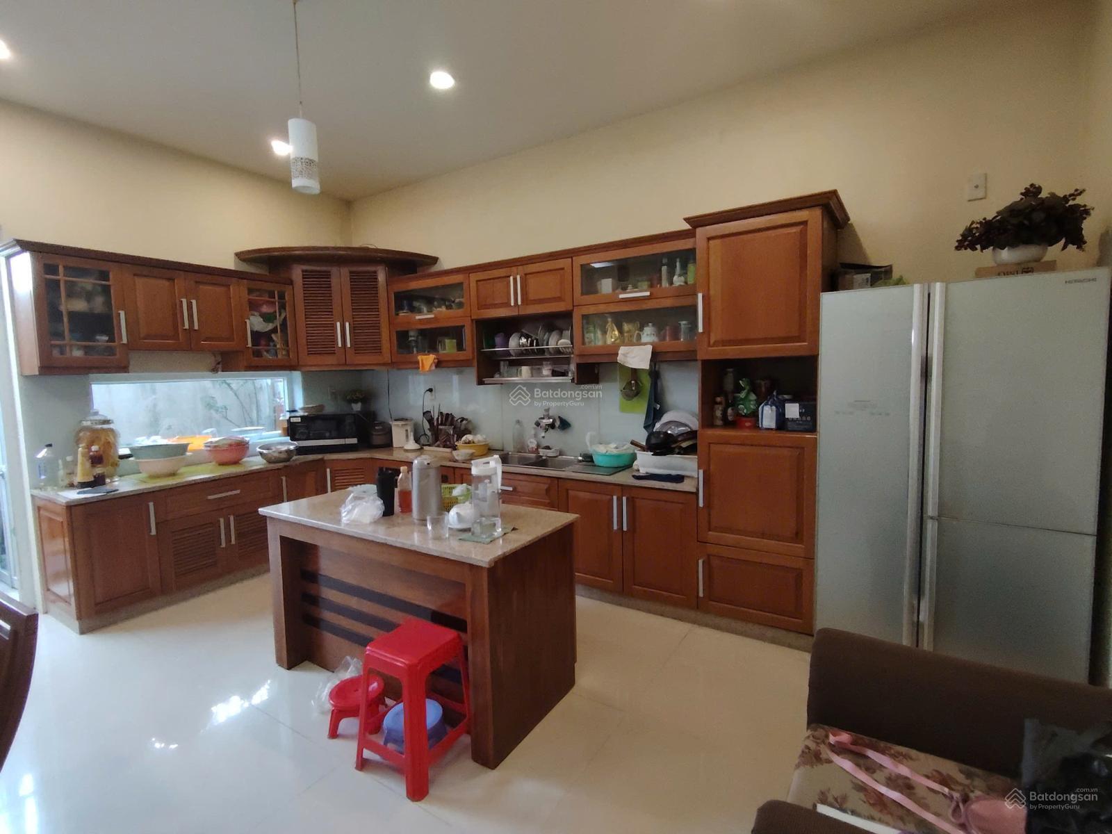 Hàng hiếm ! Nhà Lê Văn Lương Phước Nhà Bè CN 90m2 đất, 3 lầu Sổ hồng giá rẻ