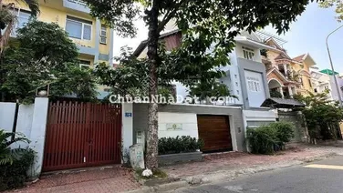 Kẹt vốn làm ăn cần bán gấp căn biệt thự tâm huyết nhất giá chỉ 27 tỷ sổ hồng, DTSD hơn 450m2