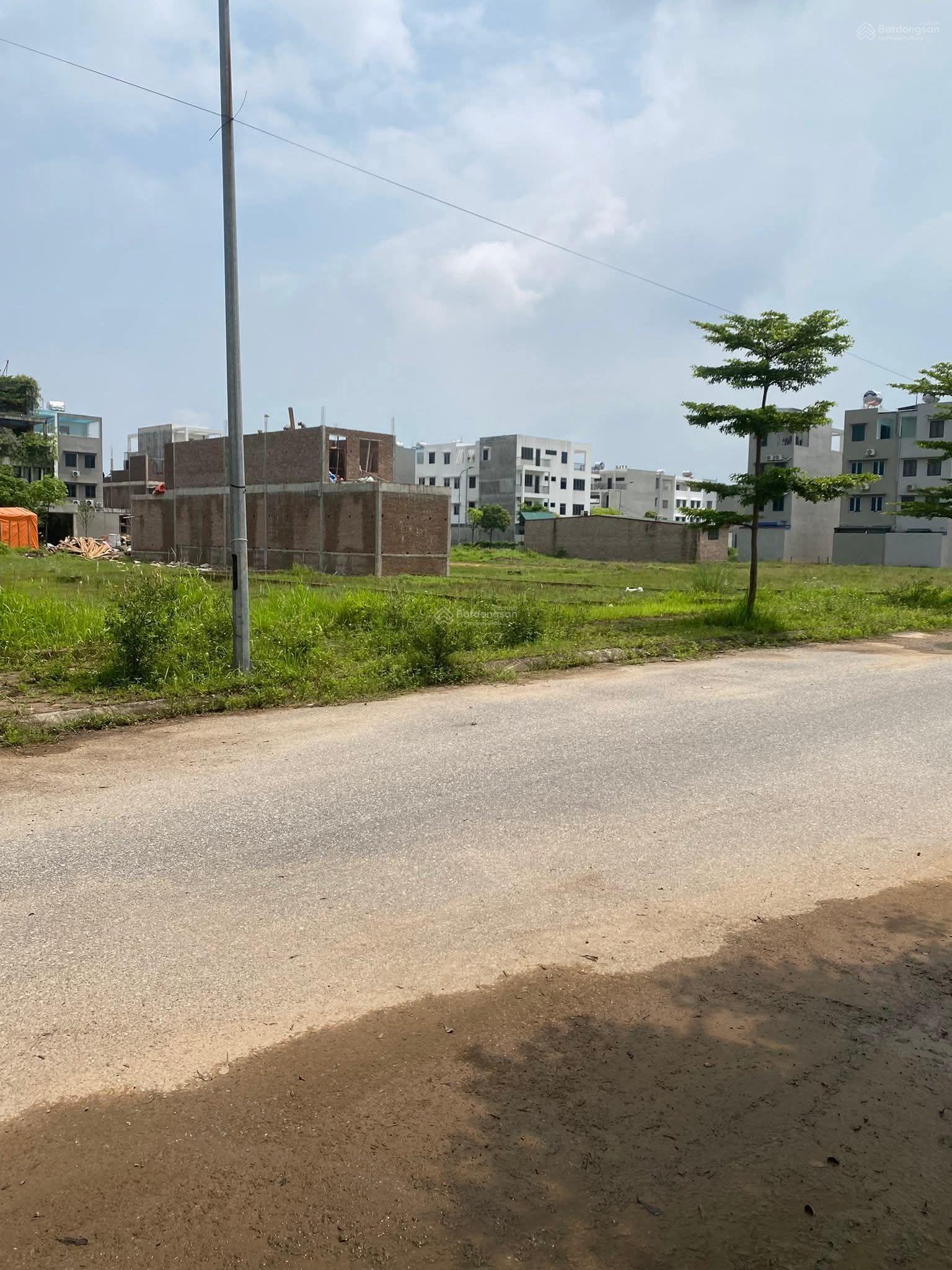 Liền kề 100m2. MT 5m. Nhà áp lô góc. Đất ở khu đô thị thuộc dự án KĐT mới Xuân Hoà - Điện Nước