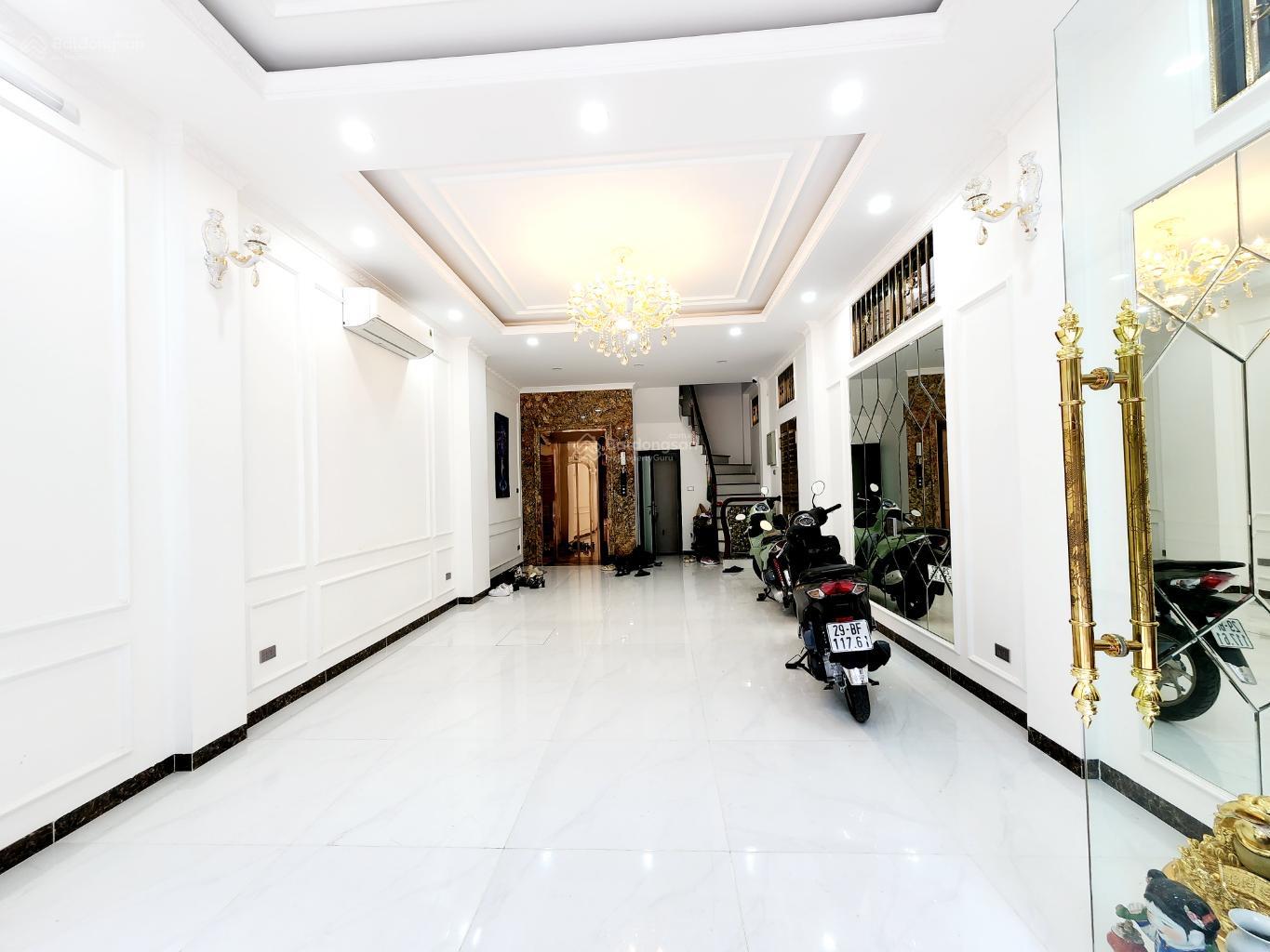 Sập sàn Đội Cấn - ô tô tránh - kinh doanh - 2 thoáng - 6 tầng - thang máy