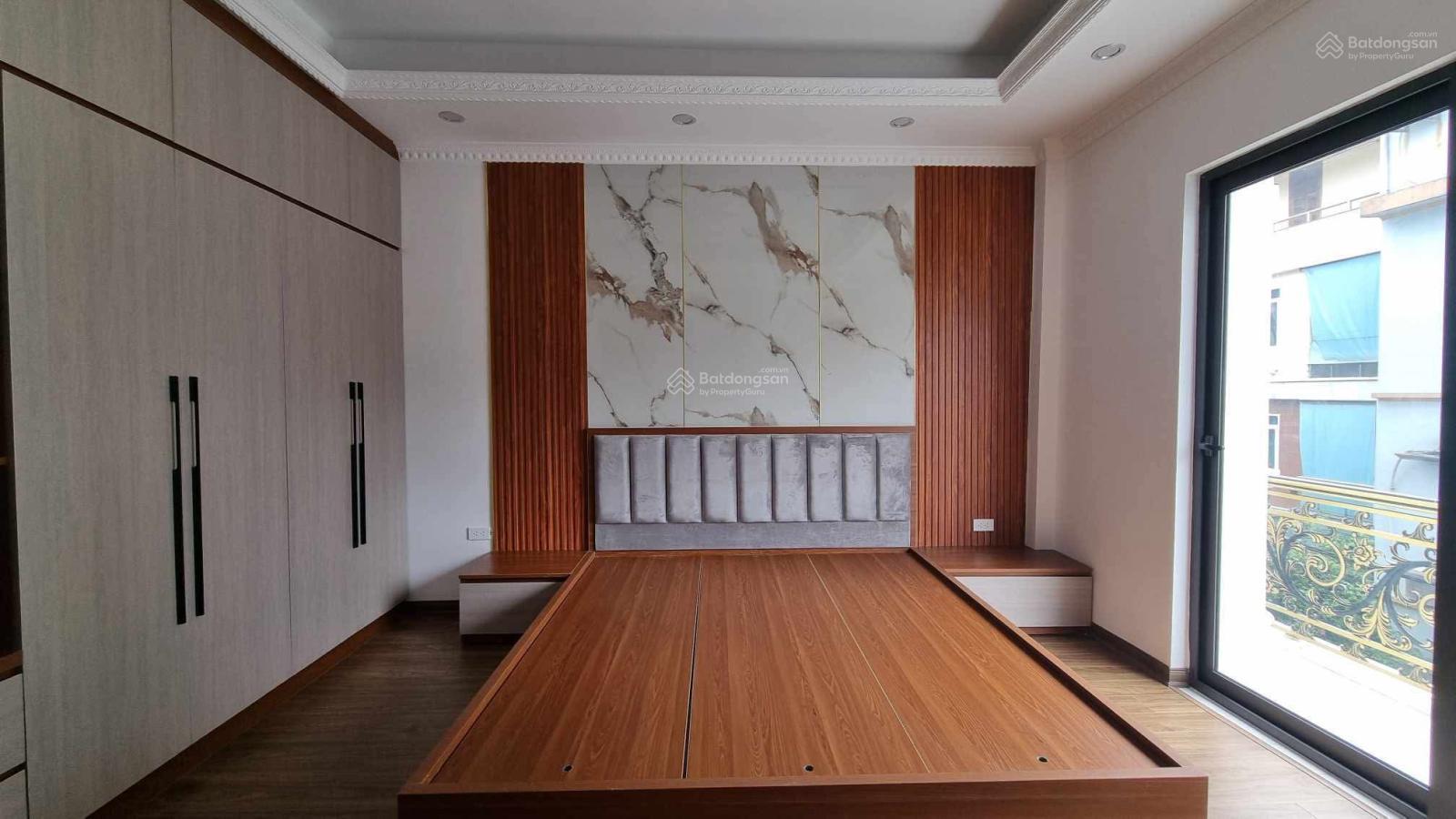 BÁN GẤP NHÀ LÔ GÓC- OTO cách 1 nhà- 6 tầng- 30m²- CHỈ CÓ 7,5 TỶ- VẠN PHÚC, HÀ ĐÔNG- 0924 736 ***