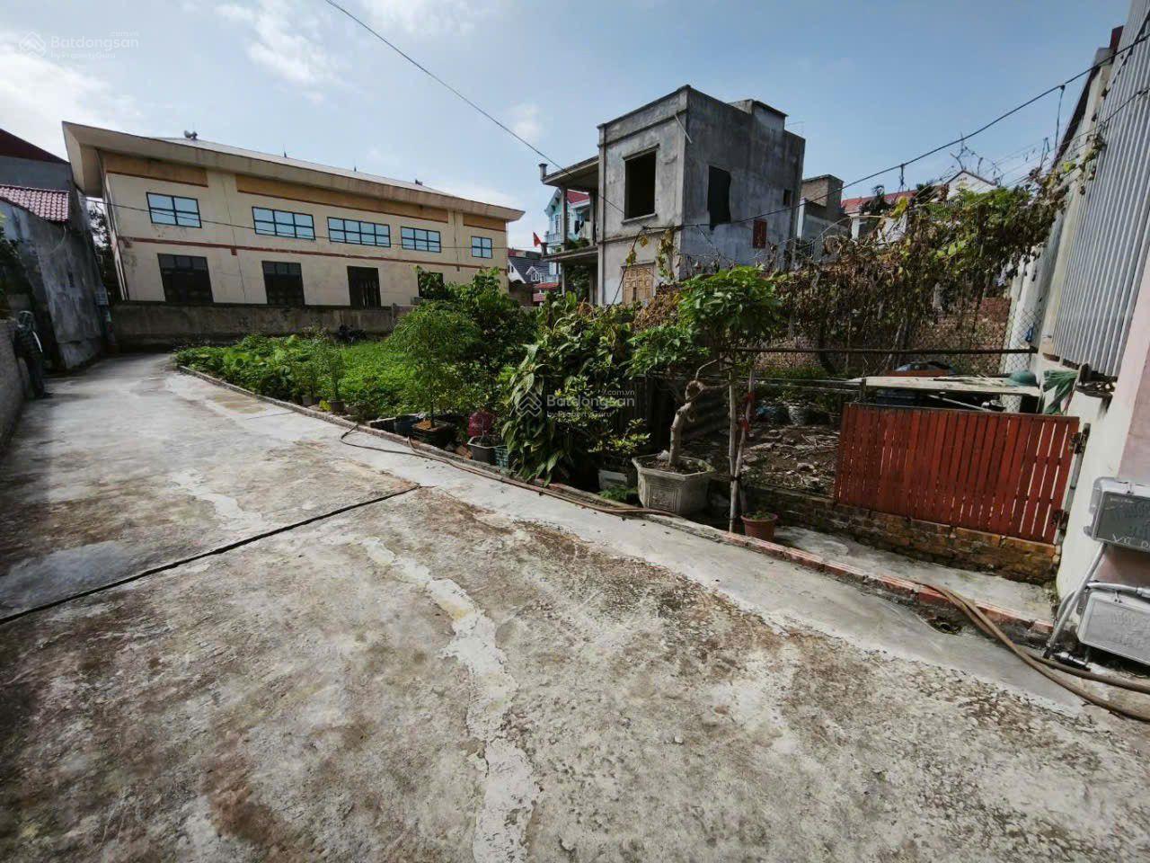 BÁN ĐẤT TRẠM LỘ Ô TÔ 7 CHỖ HÀNG XÓM KCN THUẬN THÀNH 1 DÒNG TIỀN DT62M2 NHỈNH 1TỶ