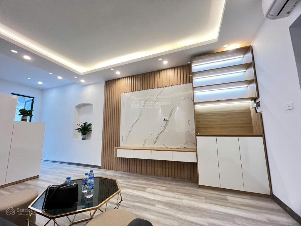 Bán CC 90m2, 6,35 tỷ tại Lĩnh Nam, Hoàng Mai, Hà Nội