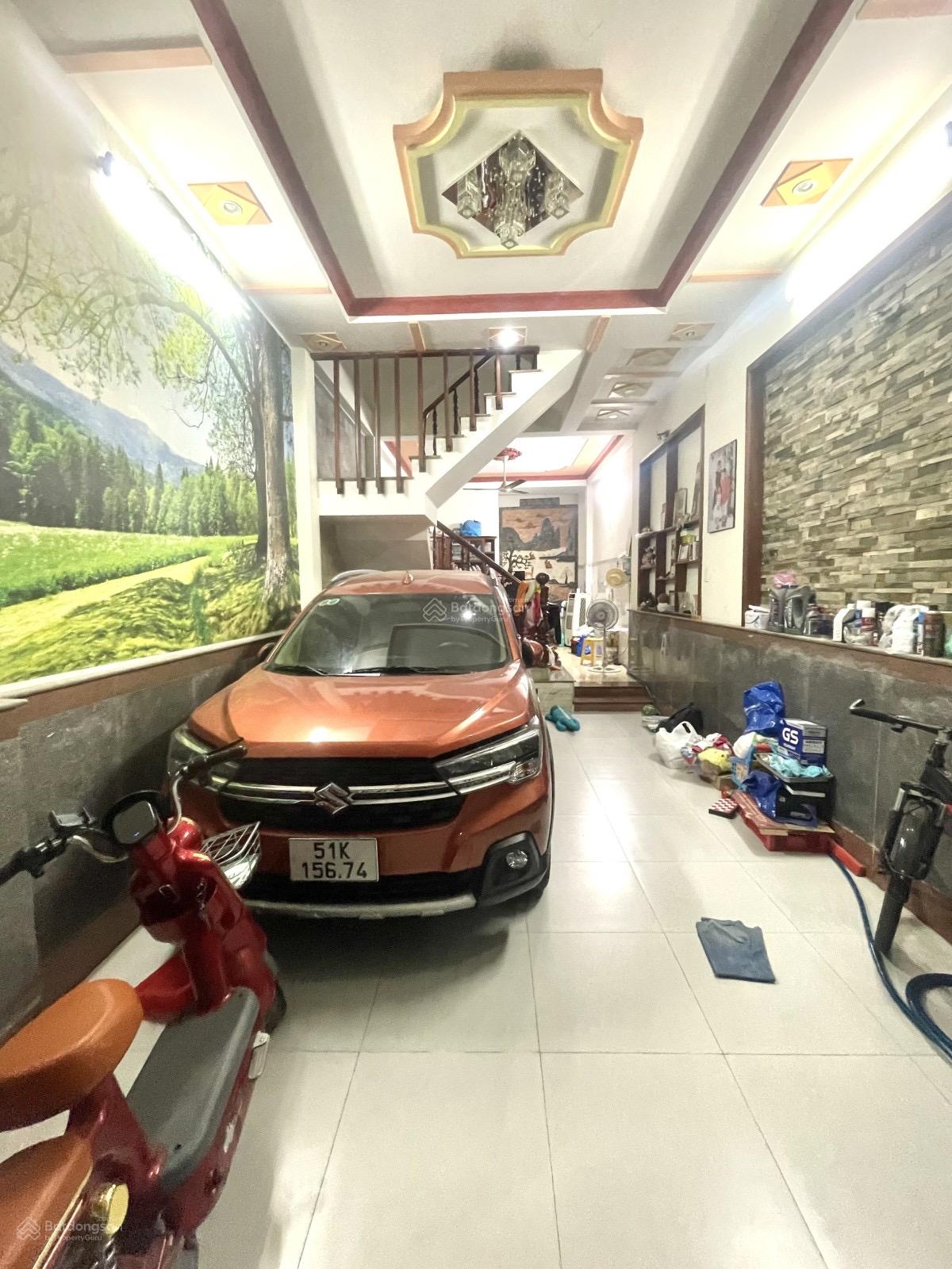 Nhà đẹp hẻm nhựa xe hơi 4 tầng BTCT. Vị trí đẹp sát mặt tiền Tân Chánh Hiệp 3. SHR full thổ