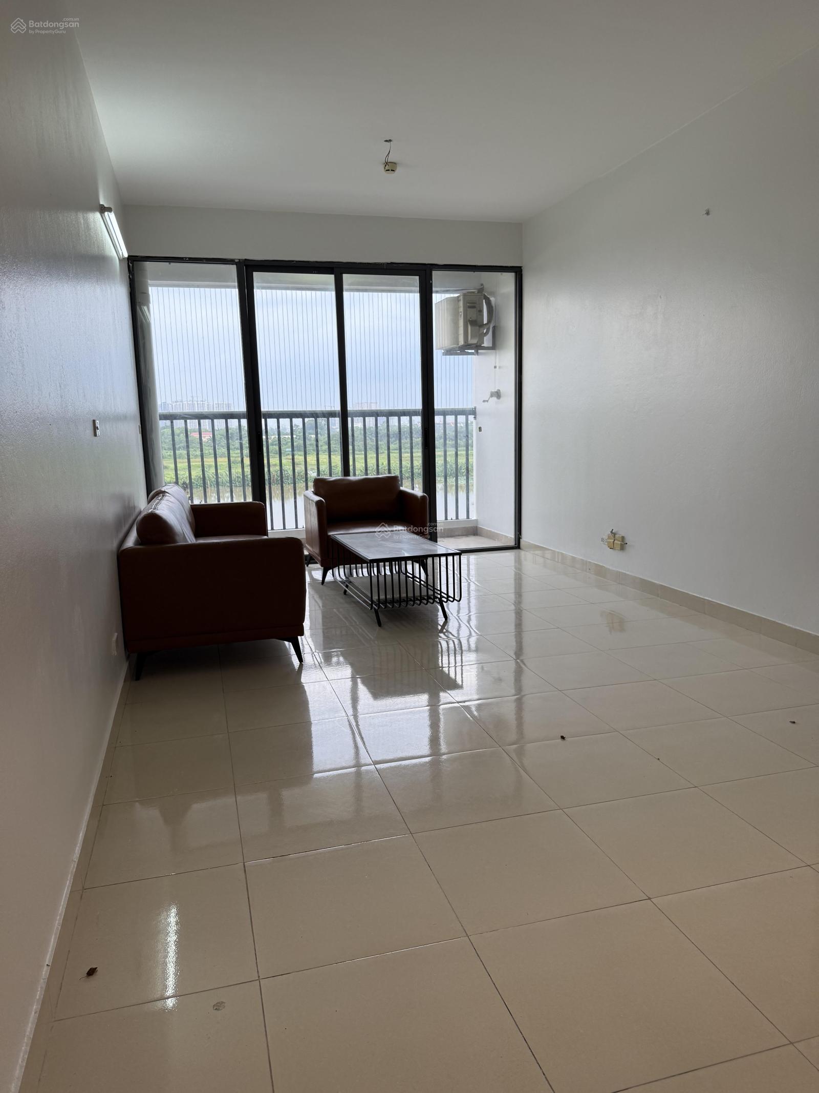 Cho thuê 3pn - 106m chung cư Xuân Phương Quốc Hội - Trần Hữu Dực đồ cơ bản 12tr. Lh 0916 820 ***