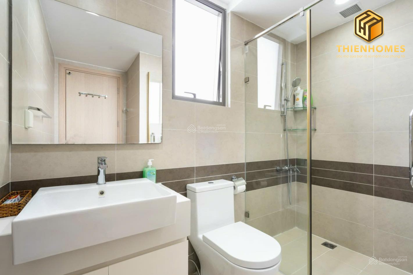 Hot nhất River Gate! Bán gấp căn 3PN 93m2 lầu cao view sông cực đẹp chỉ 7,39 tỷ LH 0906 006 ***