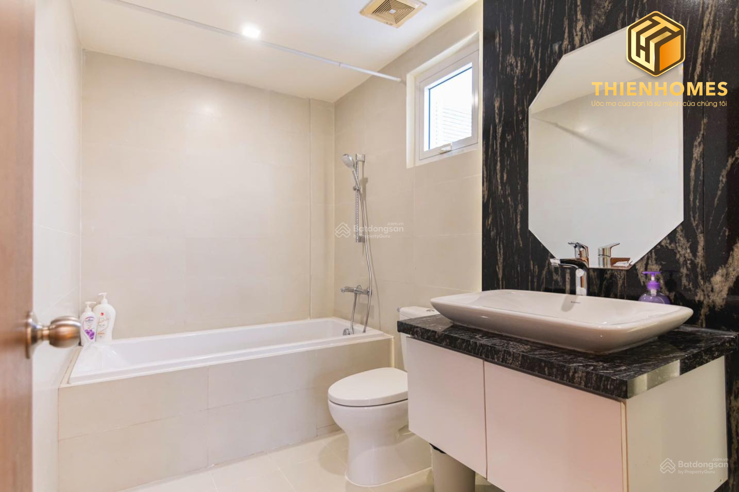 Đẳng cấp Grand Riverside! Bán nhanh căn 135m2 4PN view sông SG đẹp giá 8,49tỷ LH 0906 006 ***