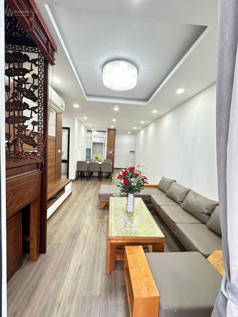 Cần cho thuê căn hộ CT2 - A10 Nam Trung Yên, 100m2, 3 ngủ, đủ đồ. LH 0902 758 ***