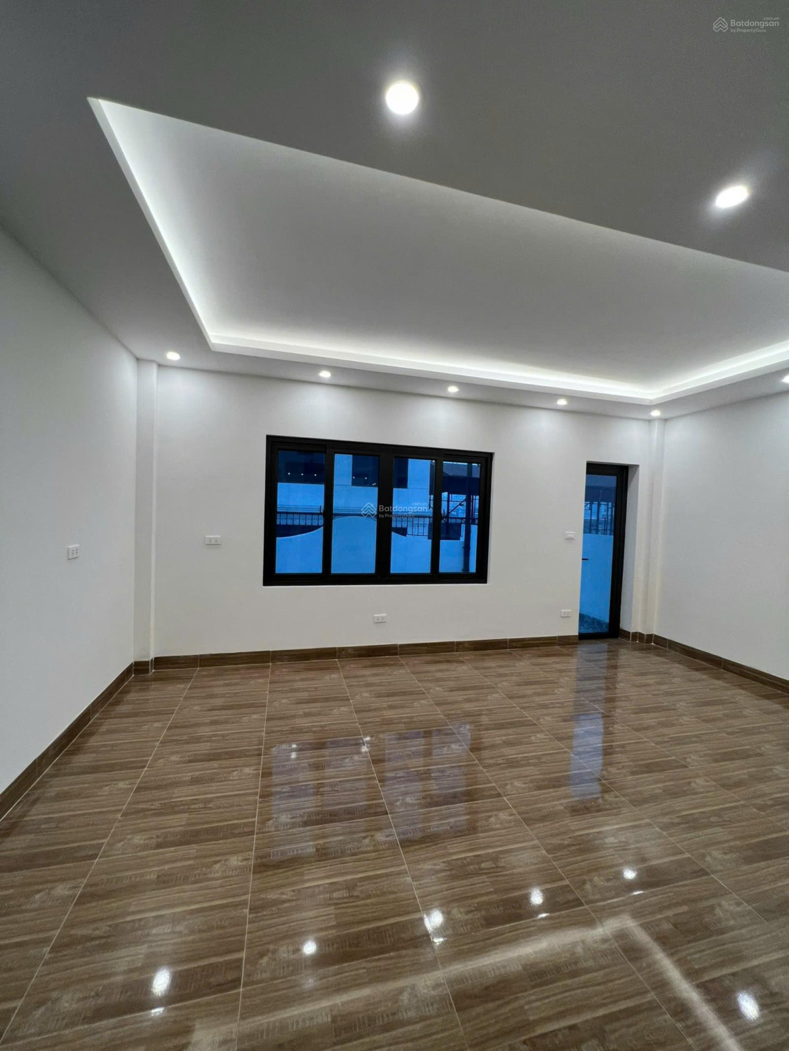 CHO THUÊ NHÀ MẶT NGÕ 83 PHỐ TRẦN DUY HƯNG DIỆN TÍCH 80 MÉT MẶT TIỀN 6 MÉT X 5 TẦNG