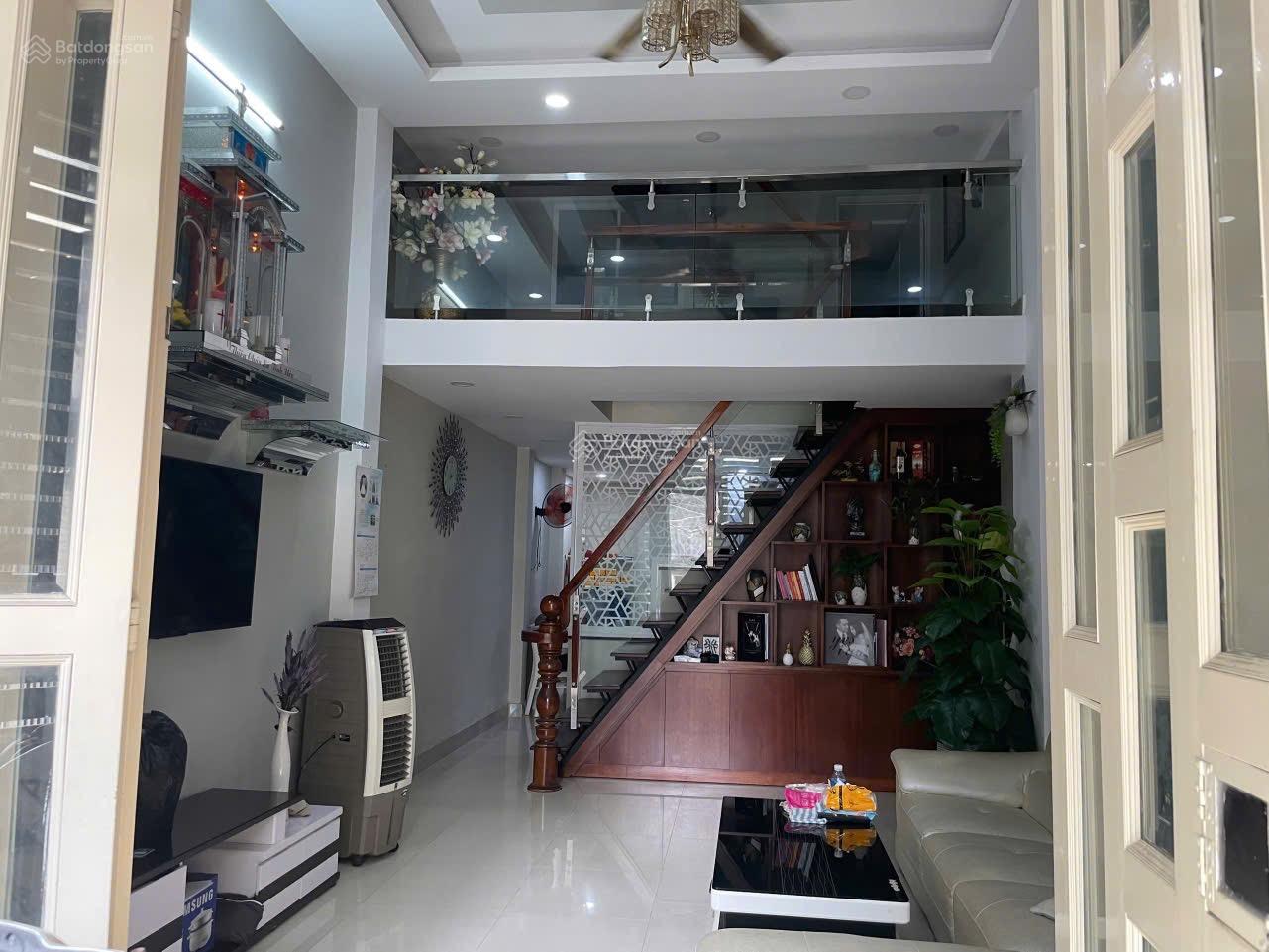 HXH FULL NT ĐỘC LẬP - TÂN HƯƠNG - 4x15 - 2 LẦU 3PN4WC -GẦN TÂN SƠN NHÌ
