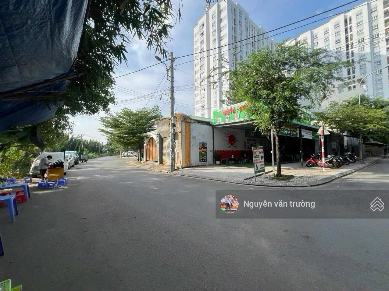 Bán đất góc 2 mặt tiền hẻm 92 Vườn Lài tặng nhà cấp 4 đang cho thuê