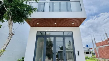 Nhà mặt tiền KĐT Tây Bắc gần bến tàu
