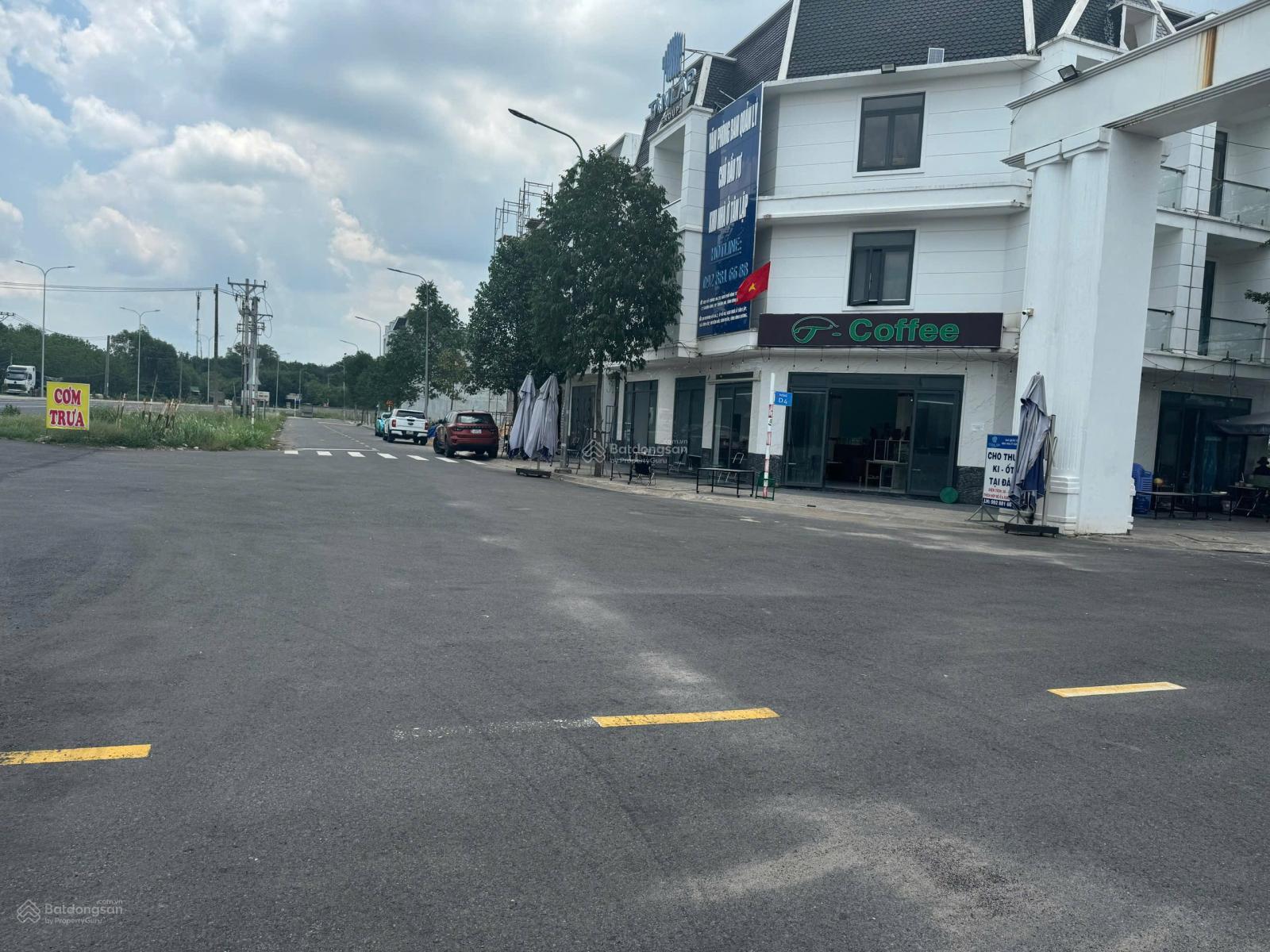 Đất nền giá siêu tốt - ngay KCN Vsip 3 80m2/2ty690. Tân Uyên, Bình Dương. Tiện ích đầy đủ