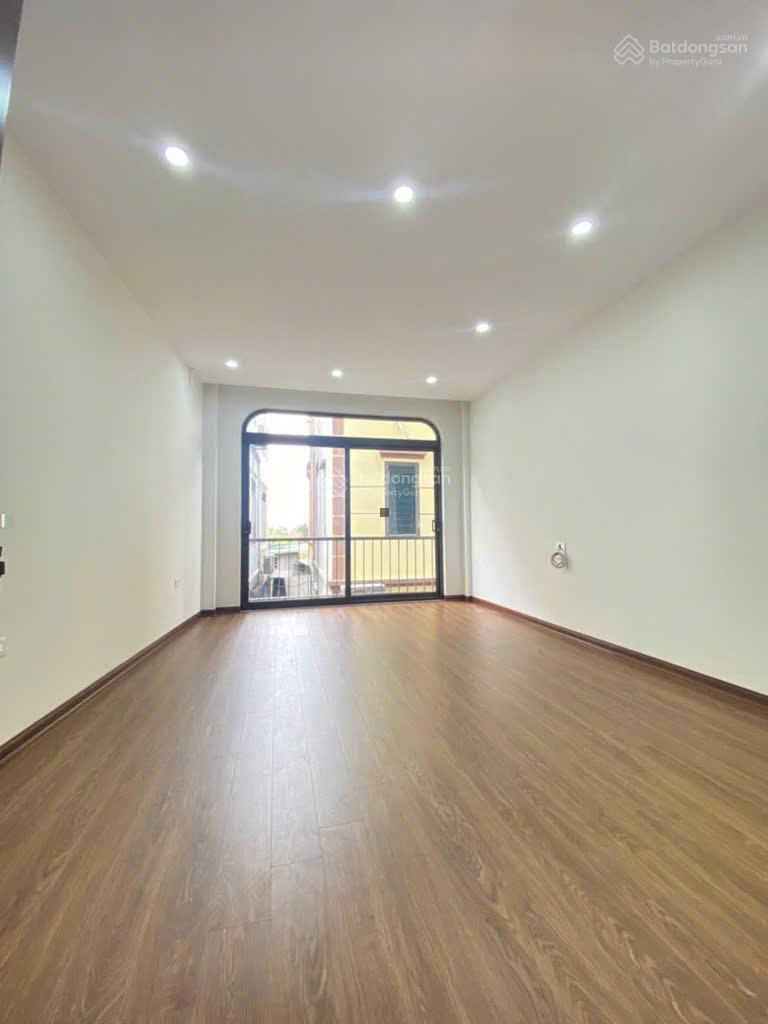 Bán nhà Thái Hà, 29.5m², 5 tầng, 30m ra phố, mặt ngõ thông, kinh doanh đẹp, chỉ 5.45 tỷ