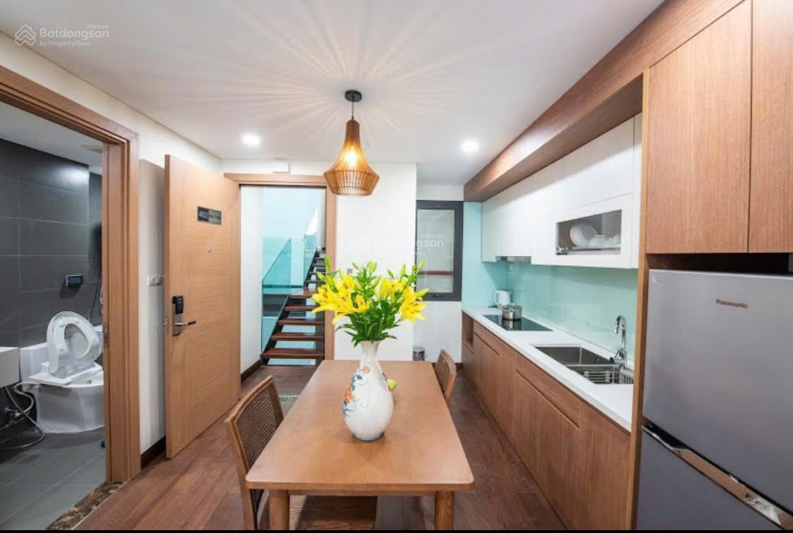 Bán nhà Liễu Giai - Tòa CHDV 8 tầng giá 65 tỷ - 100m2 MT 5,5m - Ô tô tránh, dòng tiền 150tr/ tháng