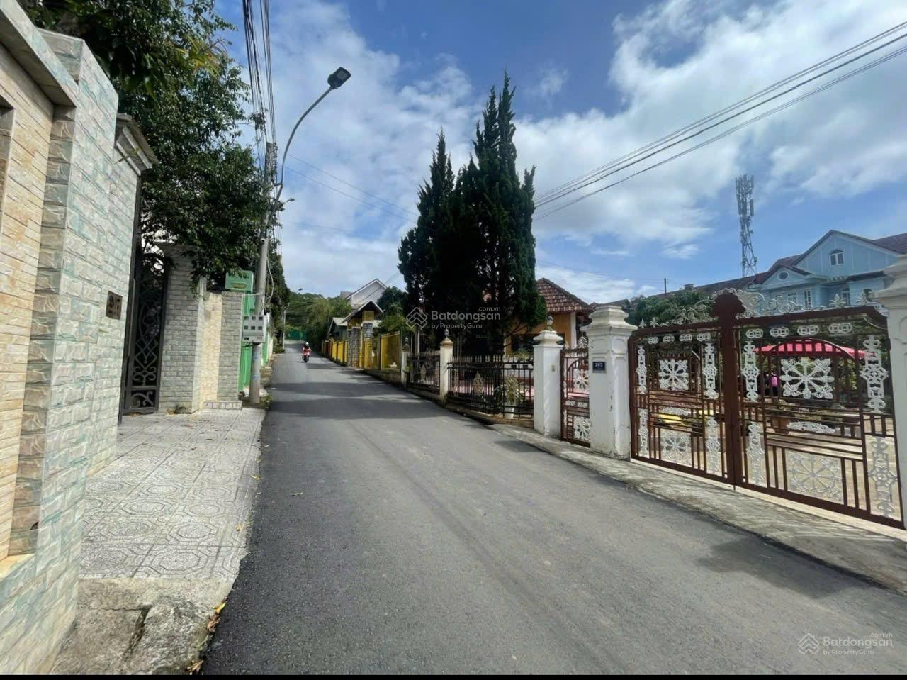 Bán Đất Biệt Thự Mai Anh Đào, 400m², View Đẹp, Gần KDL Nổi Tiếng (Giá 18tỷ) Bán Đất Biệt Thự Mai Anh Đào, 400m², View Đẹp, Gần KDL Nổi Tiếng (Giá 18tỷ)