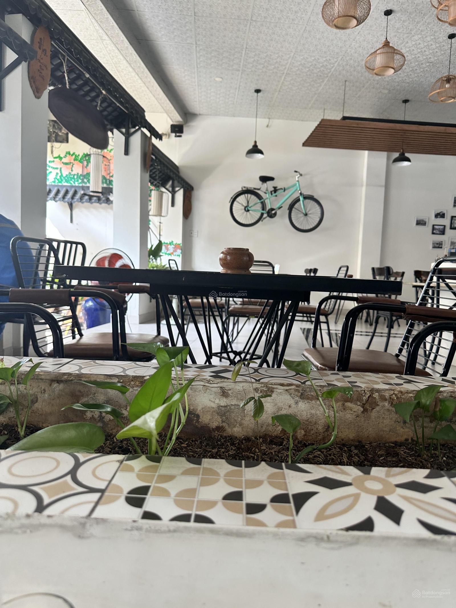 Bán nhà mặt tiền Lê Văn Lương, đối diện trường THPT Phước Kiển. DT 180m2 giá 14tỷ còn thương lượng