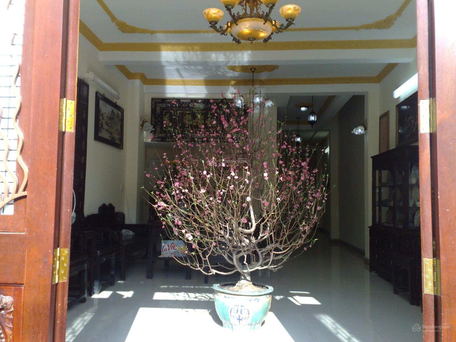 [ Gía 3,5 tỷ ] Mặt tiền kinh doanh đường Xóm Chiếu, Quận 4. DT 94m2. SHR. LH 0903 632 *** Quân