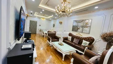 Bán căn hộ cao cấp Vincom Bà Triệu, 2PN. Diện tích 161m2 giá 225tr/m2. Nội thất đẳng cấp sang trọng