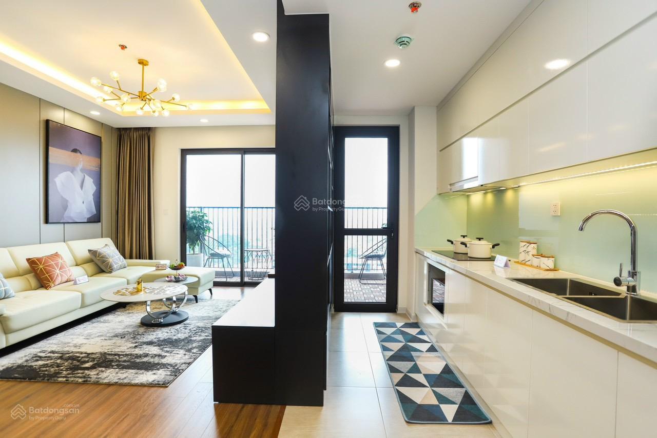 Căn góc 3PN - 104m2 full đồ, view sông và cầu, tầng trung số đẹp - đã có sổ đỏ, sẵn sàng giao dịch.