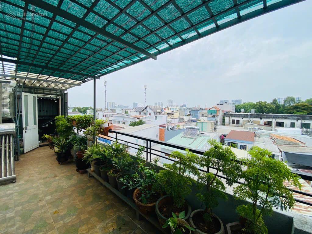 Bán nhà 3 tầng, 80m2, gần Phạm Văn Đồng, trung tâm Thủ Đức, hẻm xe hơi thông, chỉ 8,7 tỷ đồng.