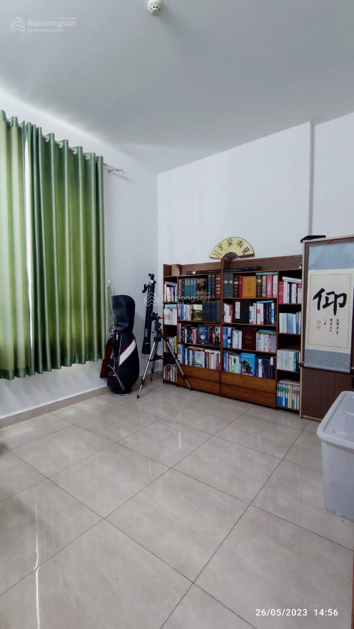 Cho thuê căn 3 phòng ngủ, The CBD giá 12,5 triệu, full nội thất, tầng cao, căn góc, 83m2, view mát.