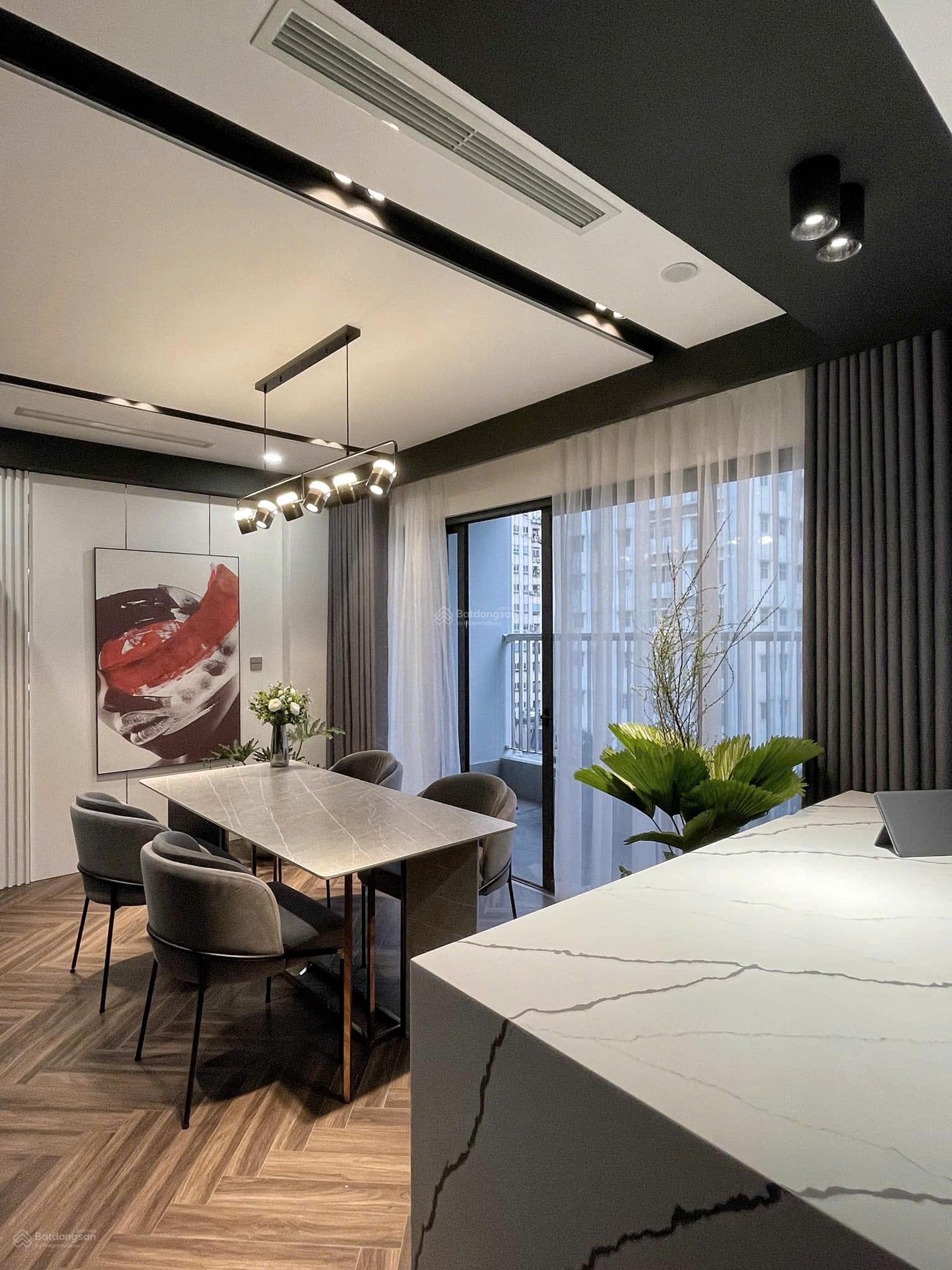 Chính chủ bán căn hộ 74m2 tại VOV Mễ Trì, 2N2W, full đồ, giá bán 4,5 tỷ