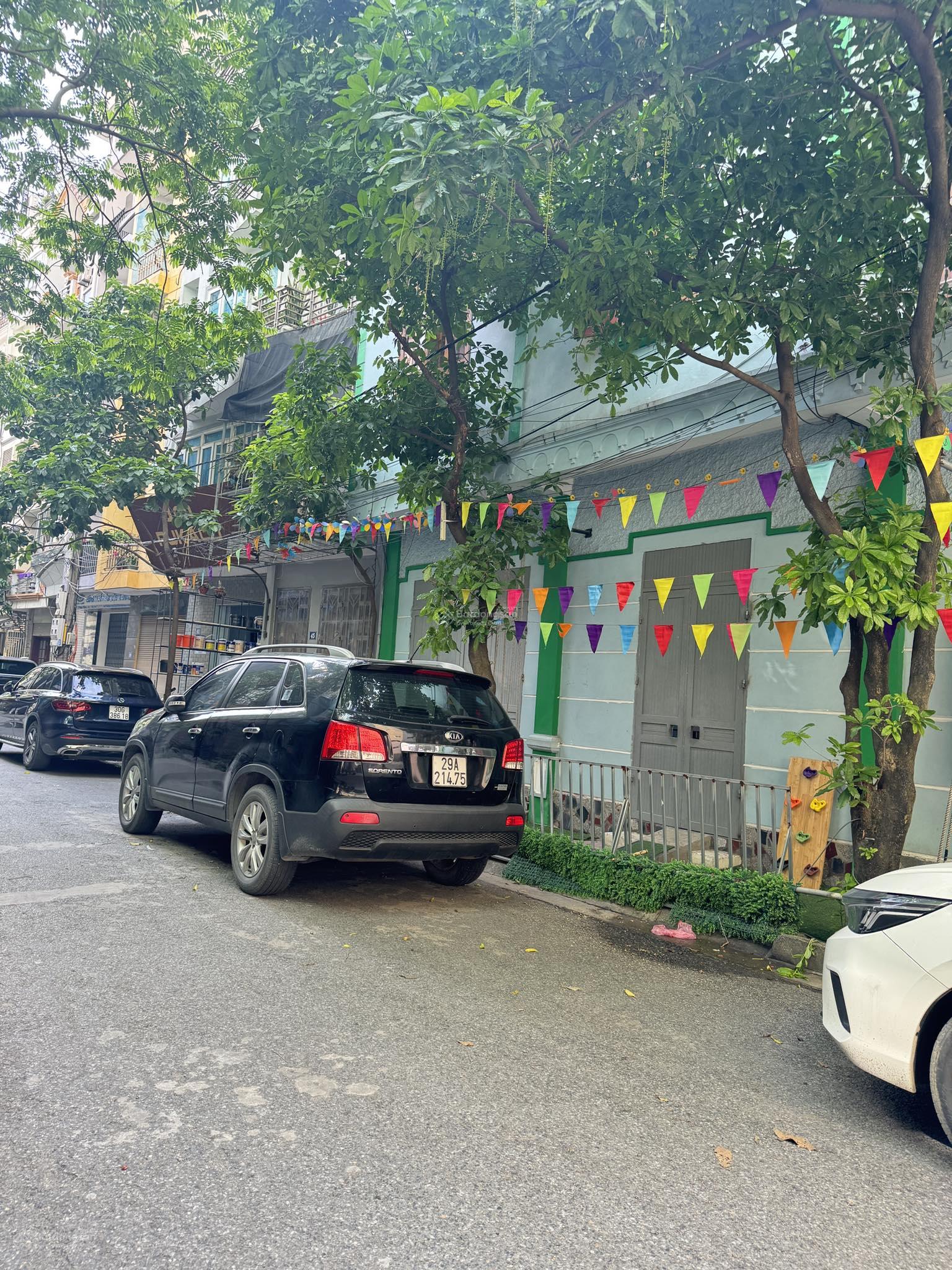 CẦN BÁN GẤP NHÀ VẠN PHÚC HÀ ĐÔNG 5TẦNG CÓ THANG MÁY 50M GIÁ NGÃ CÂY