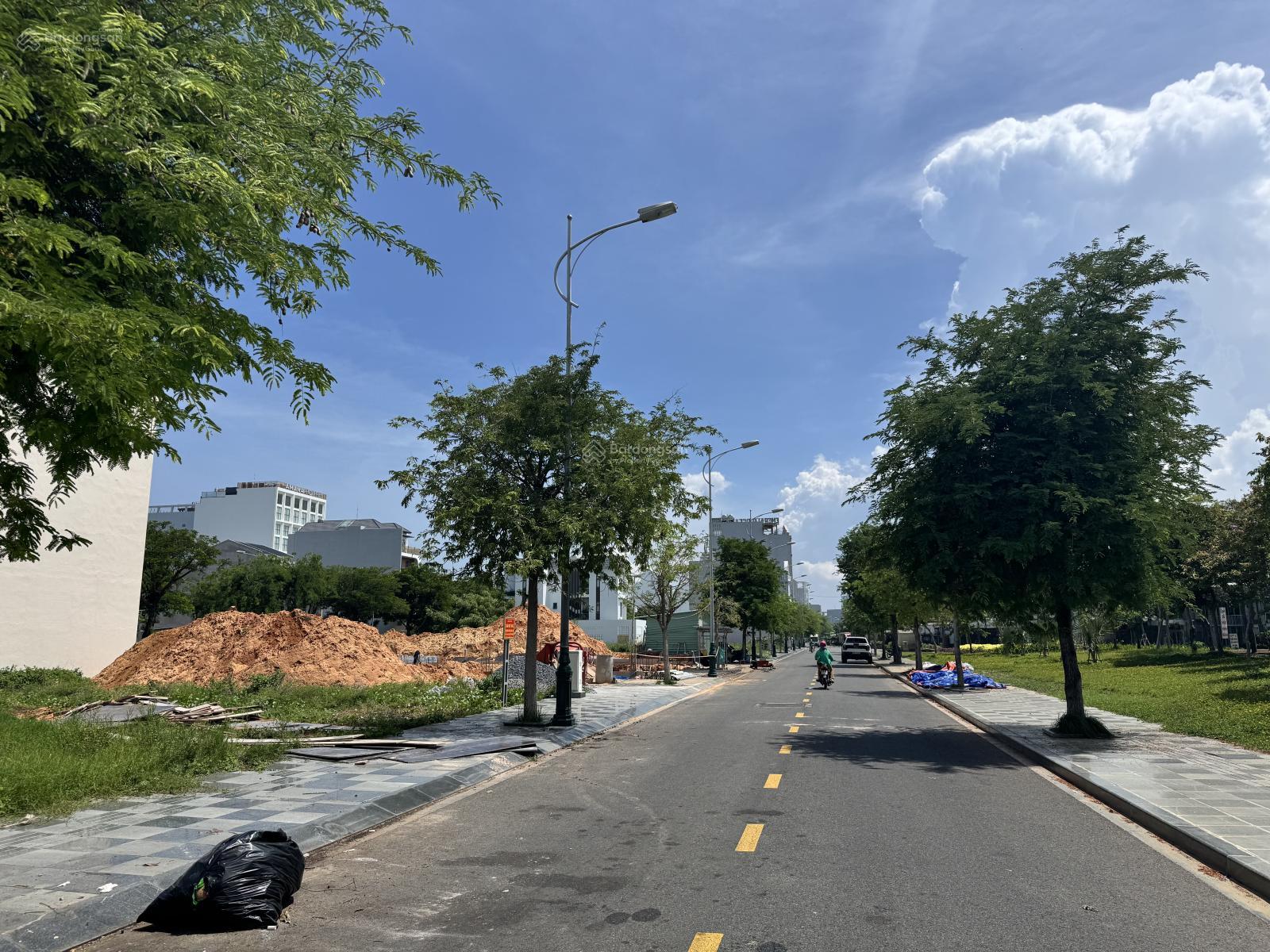 Bán 133m2 D5 view công viên Ocean Dunes Phan Thiết giá tốt