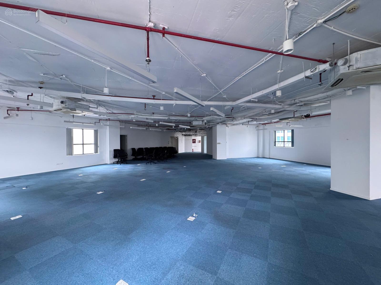 Cho thuê vp CDC Building Lê Đại Hành DT từ 27m2 - 440m2 giá thuê 300k/m2, miễn phí thời gian setup